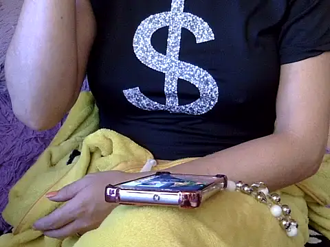 Snapshot of pamelasophia19 chatting on July 11, 2026, 3:37 pm pamelasophia19 online show from July 11, 2026, 3:37 pm
