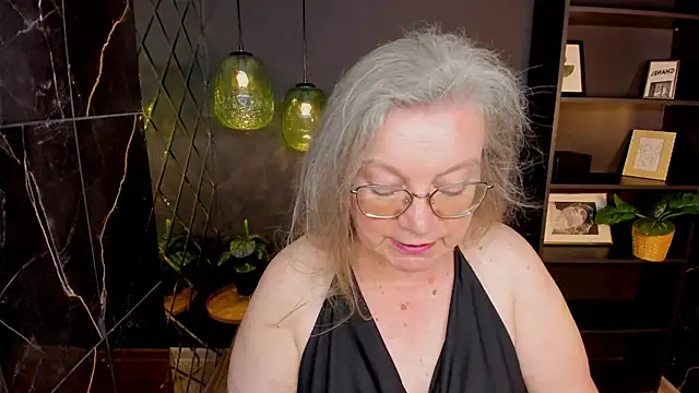 NataliMellow online show from July 19, 2026, 1:15 pm