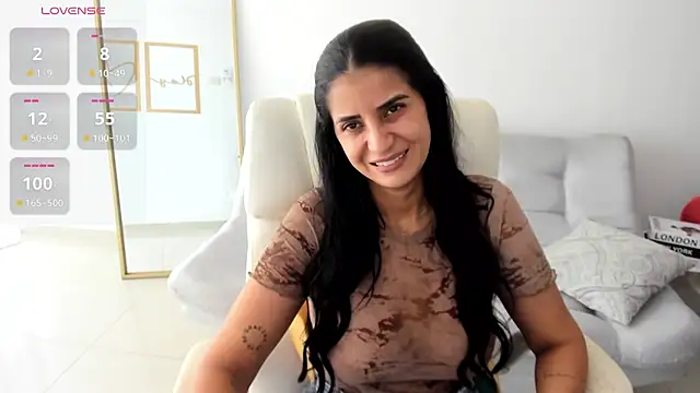 renata t  online show from July 28, 2026, 7:15 pm