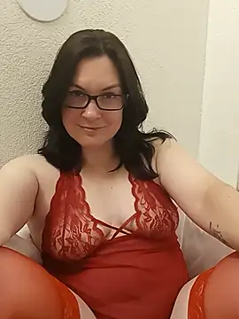 DesreRose online show from July 2, 2026, 12:43 am