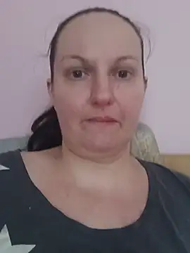 BustyLadyAlma online show from July 25, 2026, 8:01 am