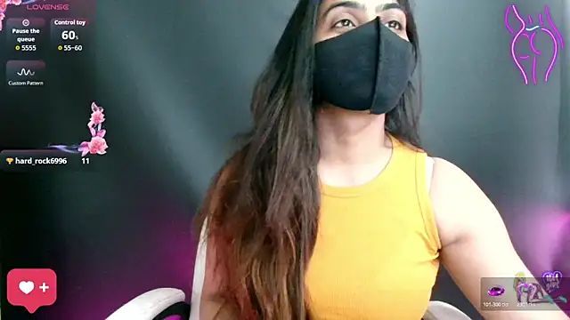Snapshot of DesiZoya chatting on July 13, 2026, 7:33 am DesiZoya online show from July 13, 2026, 7:33 am