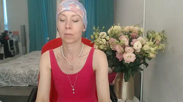 LuxuryNika online show from July 17, 2026, 4:56 pm