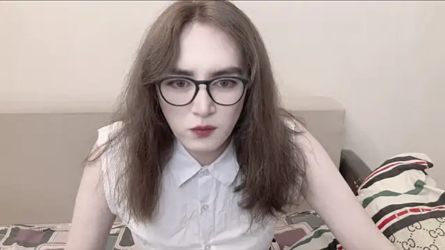 MinniMaksy online show from July 12, 2026, 1:18 am