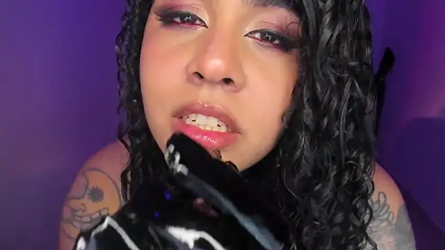 Amber smith20 online show from June 12, 2026, 3:38 am