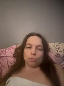 Susanel online show from July 3, 2026, 10:49 pm