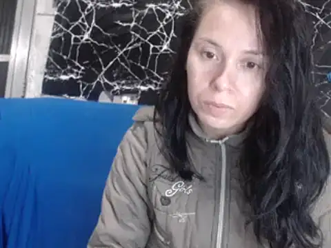 Venusluxodomme online show from July 13, 2026, 2:03 am