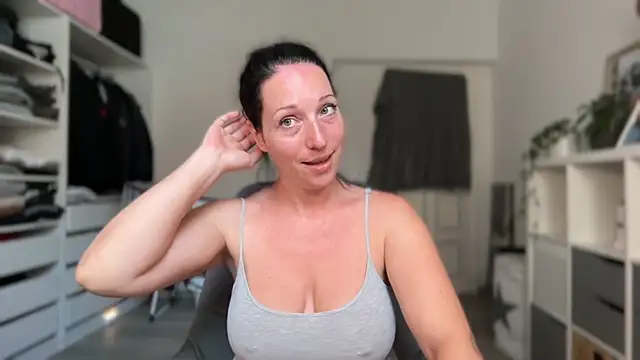 Viola Beck online show from June 21, 2026, 4:31 pm