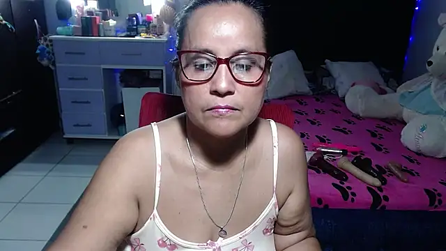 pervert mommy  online show from July 4, 2026, 9:59 am