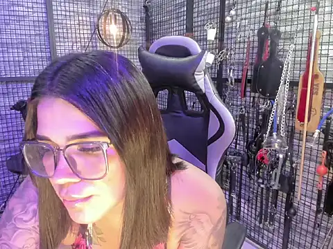 EVA BDSM online show from June 25, 2026, 3:28 am