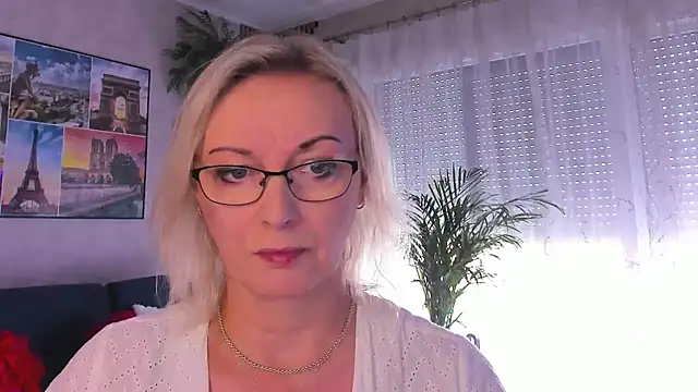 vanessa chat online show from July 2, 2026, 1:28 pm