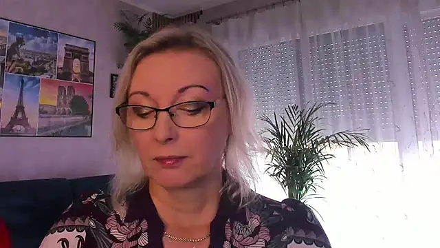 vanessa chat online show from July 20, 2026, 1:24 pm
