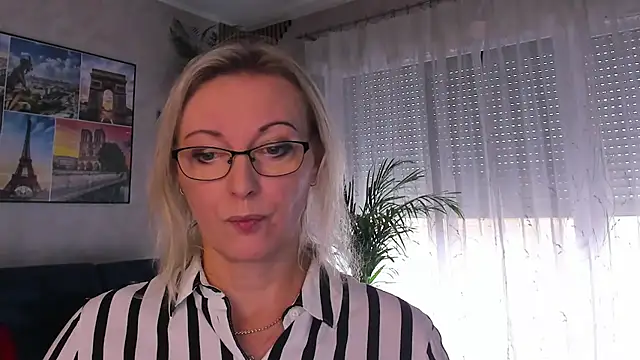 vanessa chat online show from July 23, 2026, 1:20 pm