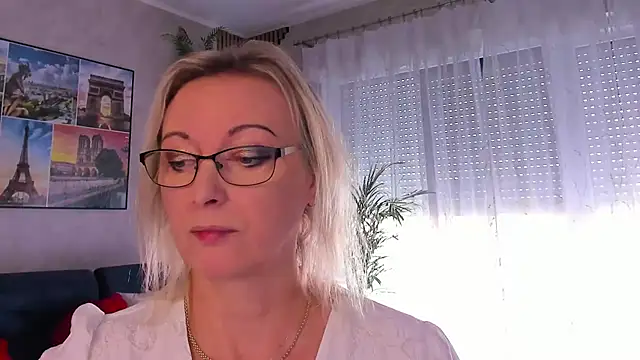 vanessa chat online show from July 27, 2026, 1:29 pm