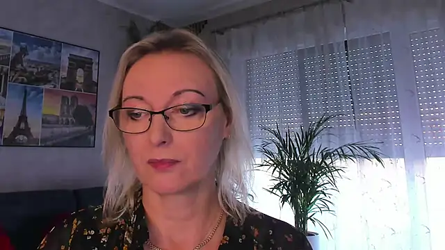 vanessa chat online show from July 28, 2026, 5:01 pm