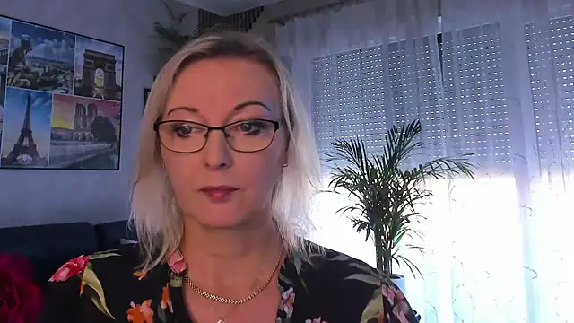 vanessa chat online show from August 2, 2026, 1:20 pm