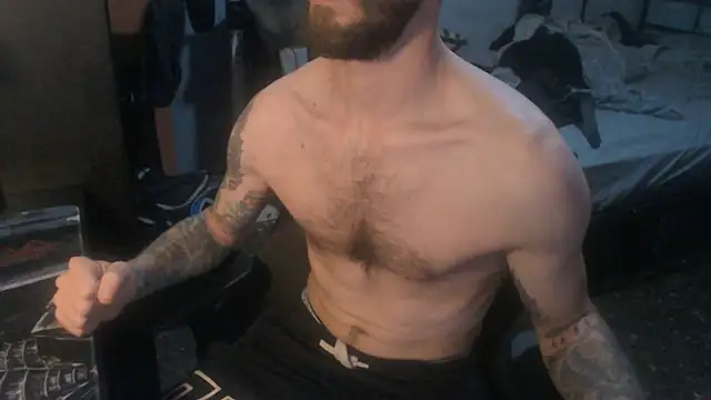 SexxxyLouis online show from May 9, 2026, 8:19 am