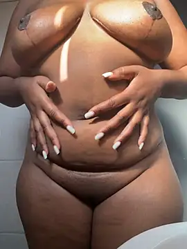 kaddygirl online show from August 9, 2026, 12:32 pm