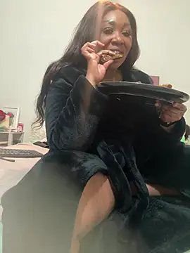 Bootyliciouse21X online show from June 27, 2026, 6:02 pm