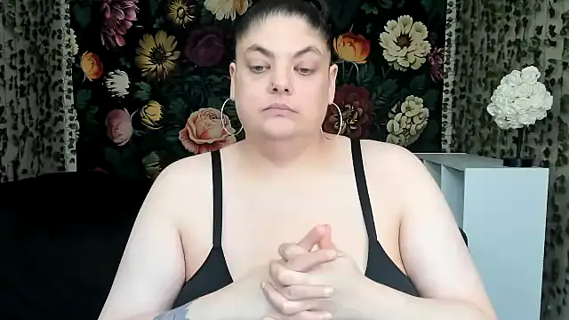 Exotic-Melons online show from July 31, 2026, 5:23 pm