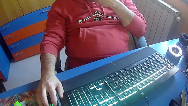 Tango128 online show from April 29, 2026, 8:18 am