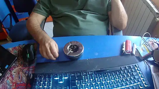 Tango128 online show from July 27, 2026, 8:43 am