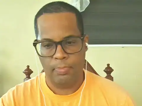 Snapshot of thesugar32 chatting on May 19, 2026, 12:11 pm thesugar32 online show from May 19, 2026, 12:11 pm