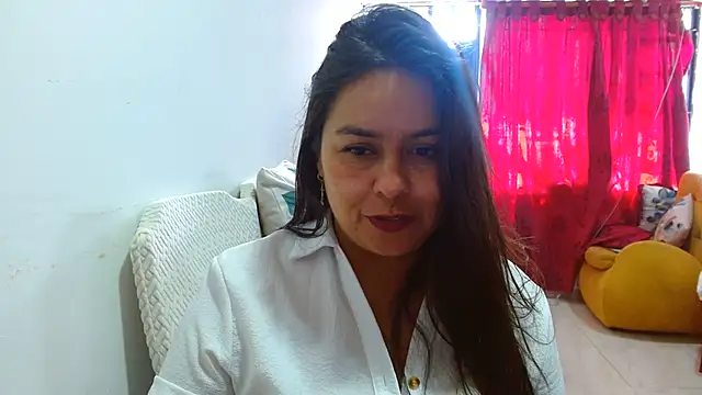 Ixchel Anaid online show from July 20, 2026, 3:14 pm