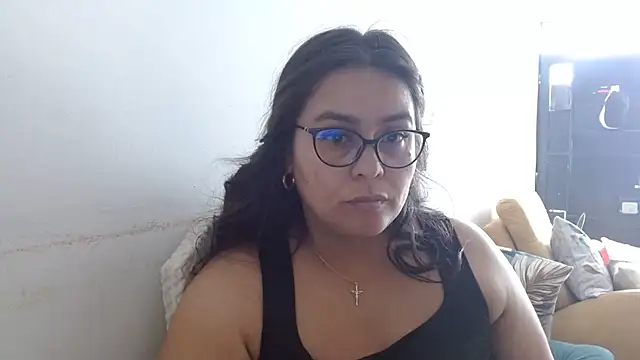 Ixchel Anaid online show from July 25, 2026, 4:37 pm