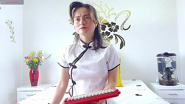 MarcelaFlores online show from July 3, 2026, 3:07 pm