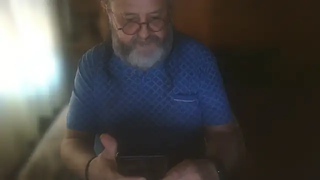 Snapshot of Koldo70 chatting on June 3, 2026, 2:08 pm Koldo70 online show from June 3, 2026, 2:08 pm
