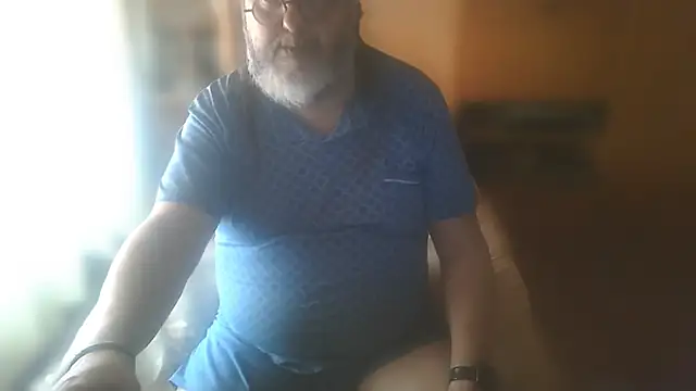 Snapshot of Koldo70 chatting on June 3, 2026, 2:33 pm Koldo70 online show from June 3, 2026, 2:33 pm