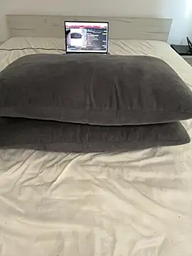 Anal Top online show from June 24, 2026, 4:50 pm