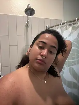 honeyb178 online show from June 30, 2026, 11:39 pm