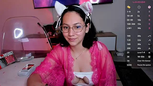 Anyi 1 online show from April 21, 2026, 1:42 am