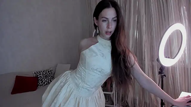 Teresa Hardly online show from July 17, 2026, 7:37 am