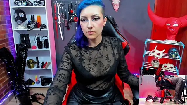 Mistress Yelena online show from May 1, 2026, 11:31 pm