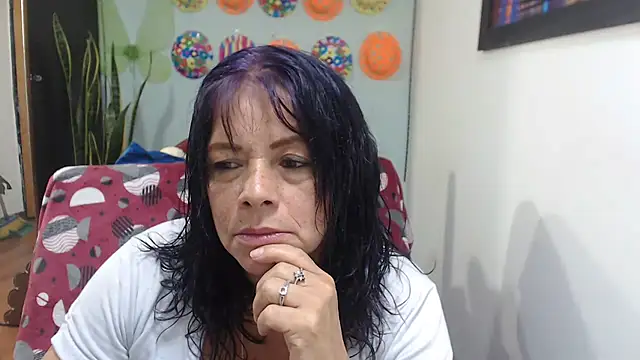 sexytitshot126 online show from June 25, 2026, 7:40 pm