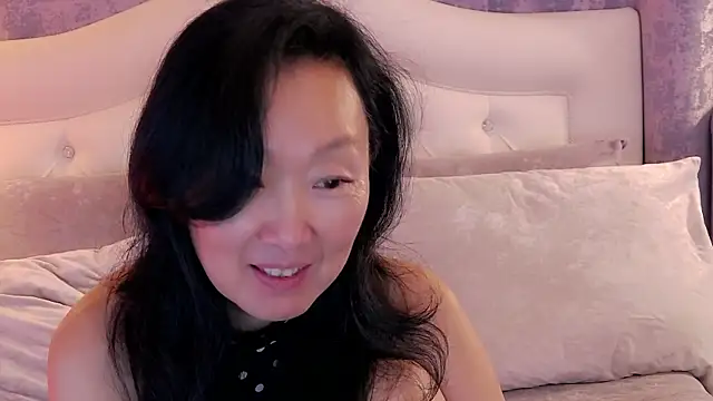 Asian legs online show from July 17, 2026, 10:22 am