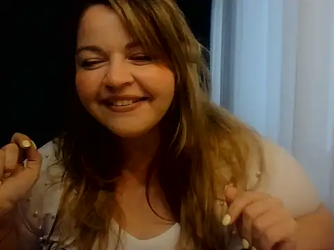 cute  cherry online show from August 8, 2026, 10:28 am