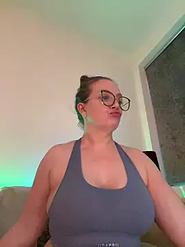 FemDom RubyKnightXXO online show from July 7, 2026, 9:19 pm