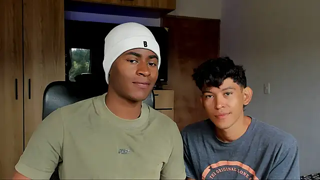 CrissBrownxxx online show from June 25, 2026, 1:48 pm