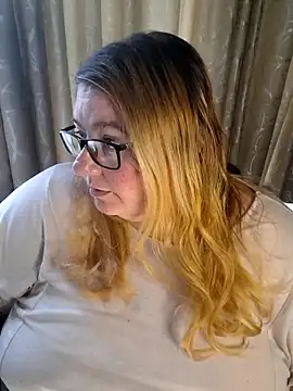 Iceprincess2bad4u online show from June 14, 2026, 5:53 am