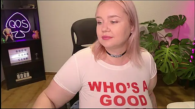 MargotGrey online show from July 18, 2026, 6:34 pm