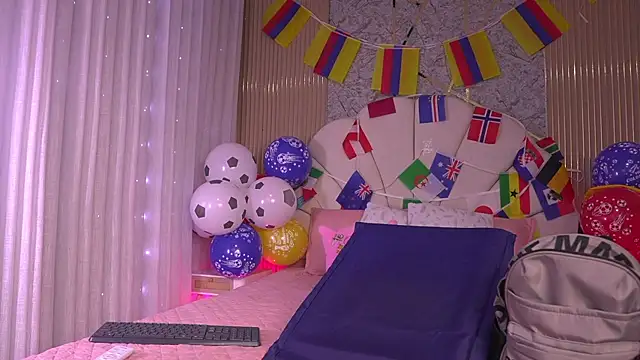 mssburbuja online show from July 3, 2026, 3:13 am