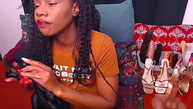 sexybootylicious online show from June 13, 2026, 6:33 am