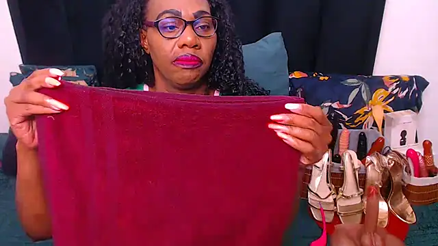 sexybootylicious online show from July 10, 2026, 8:07 am