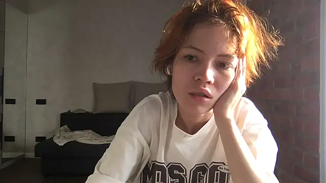 Milena joline online show from July 15, 2026, 3:45 am