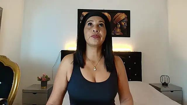 Shanon mature online show from June 8, 2026, 7:25 pm