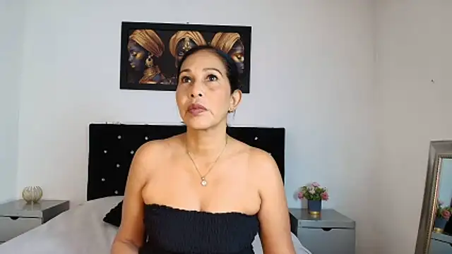 Shanon mature online show from June 18, 2026, 6:45 pm